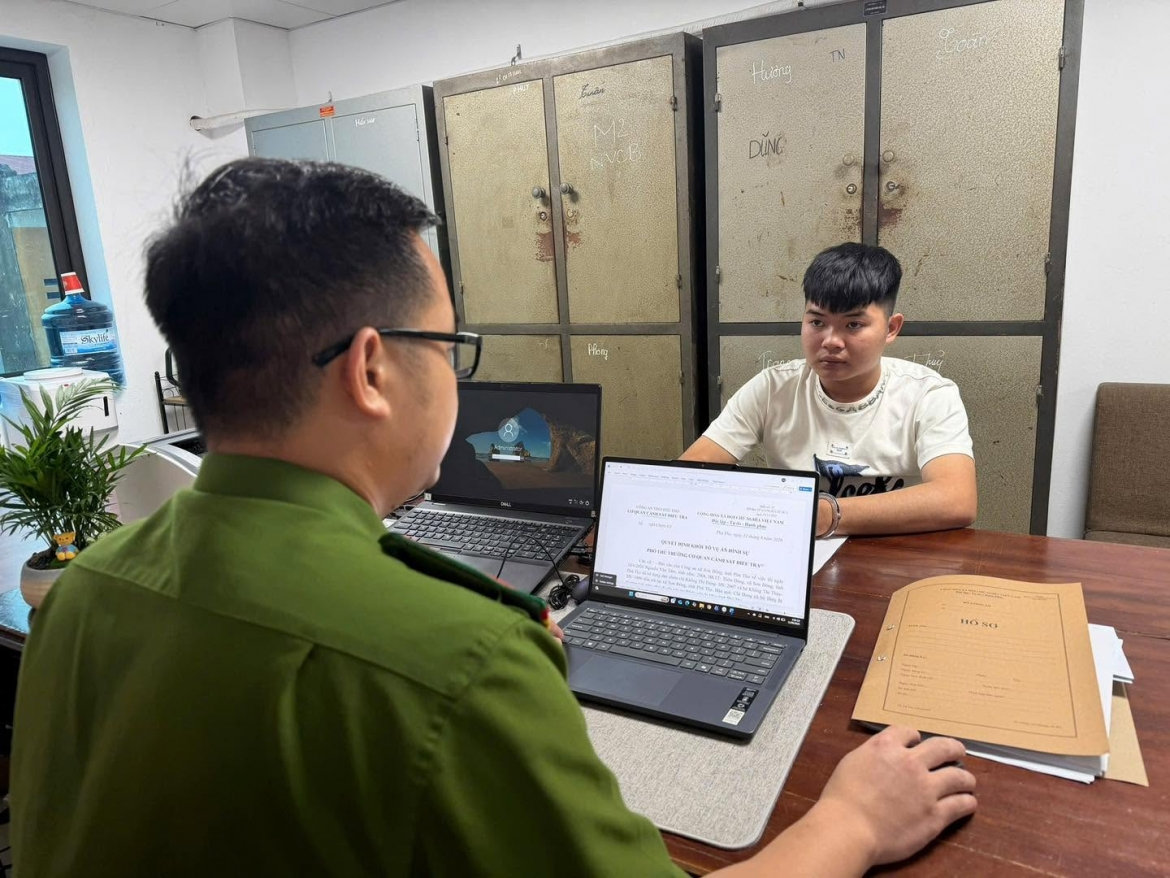 bắt tạm giam đối tượng dùng dao tấn công vợ và mẹ vợ ở phú thọ hình ảnh 1 bat tam giam doi tuong dung dao tan cong vo va me vo o phu tho hinh anh 1