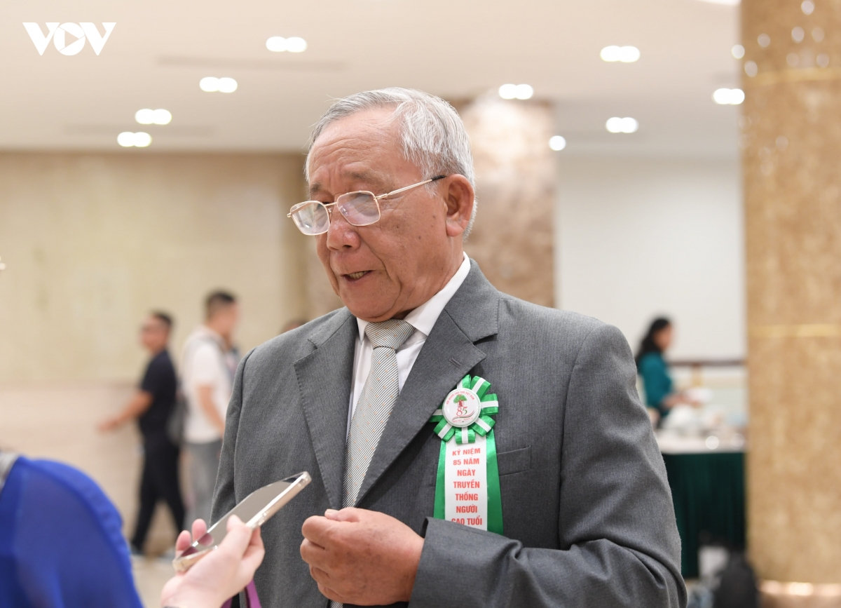 ky nguyen so va ky vong gan dan cua nguoi cao tuoi hinh anh 2