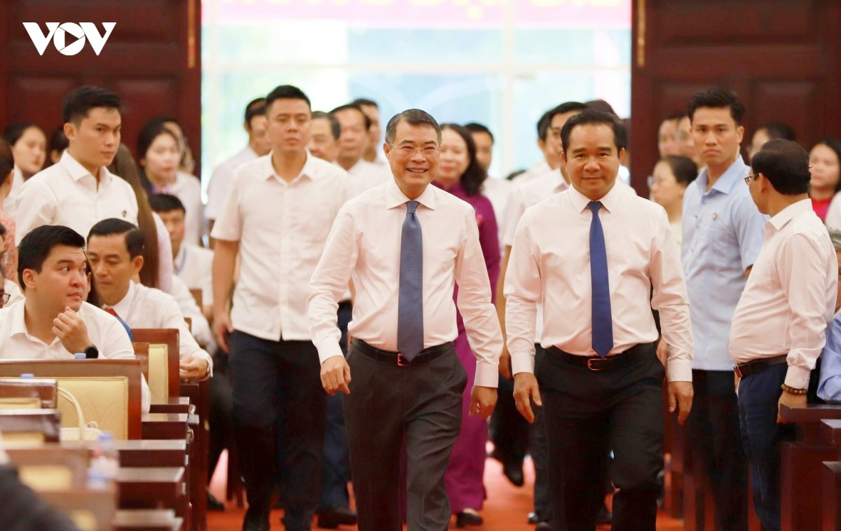 thủ tướng phát động phong trào thi đua, hướng đến mục tiêu tăng trưởng hai con số hình ảnh 1 thu tuong phat dong phong trao thi dua, huong den muc tieu tang truong hai con so hinh anh 1