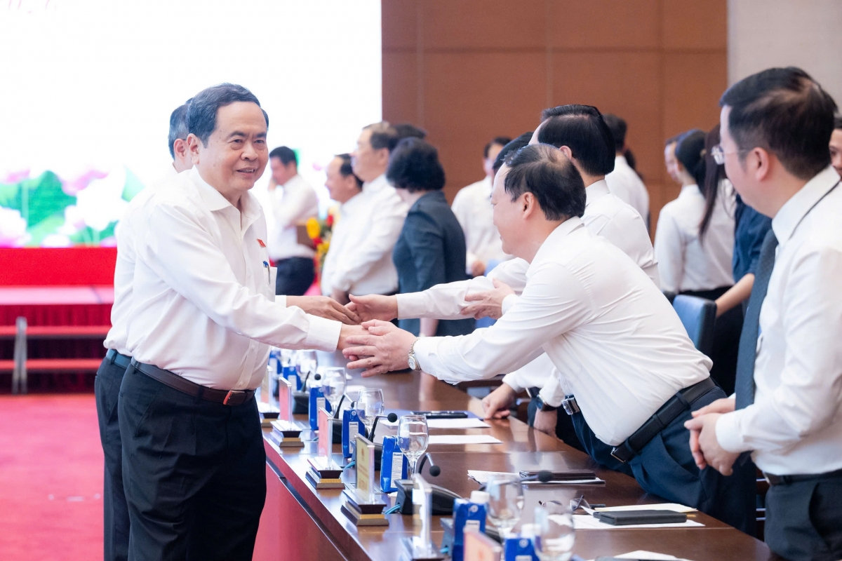 thu tuong chinh phu, chu tich quoc hoi gap mat lanh dao cac co quan bao chi hinh anh 3