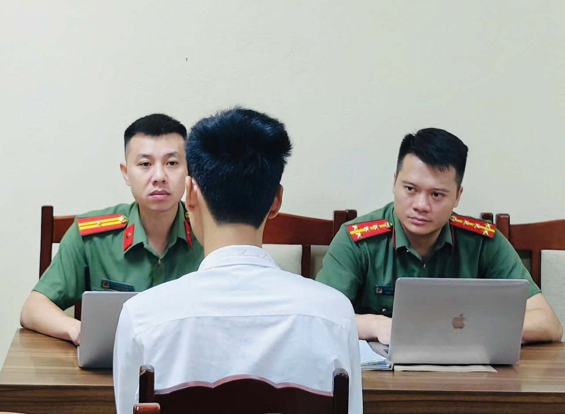 P.T.K. tại cơ quan công an.