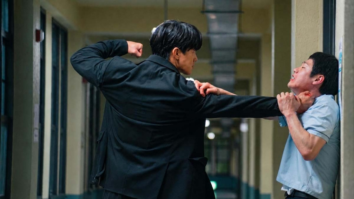 thong tri top 1 netflix toan cau, teach you a lesson van bi chi trich du doi hinh anh 2