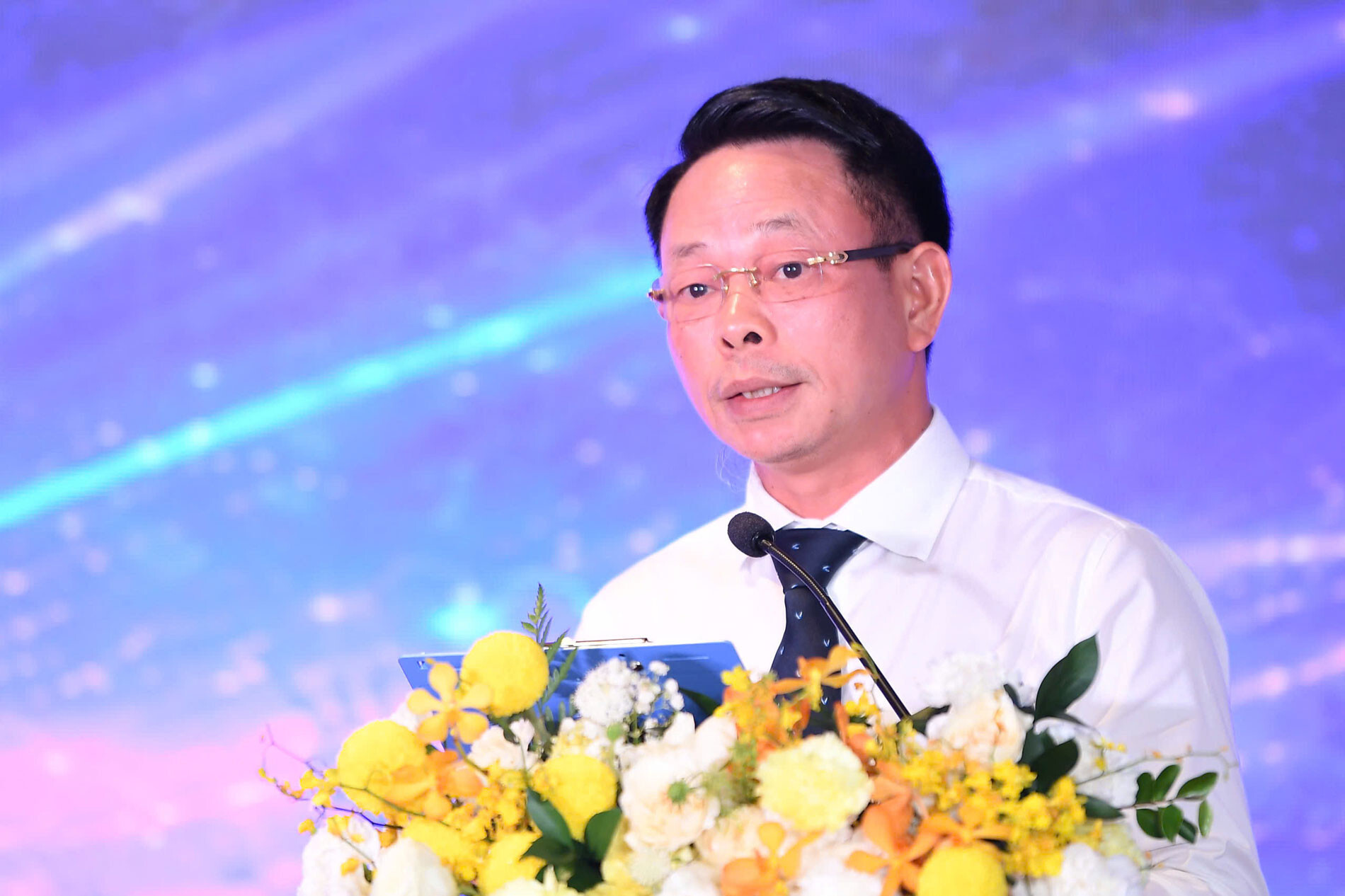 Nhà báo Phùng Công Sưởng, Tổng Biên tập Báo Tiền Phong, Trưởng Ban tổ chức thông tin về chương trình.