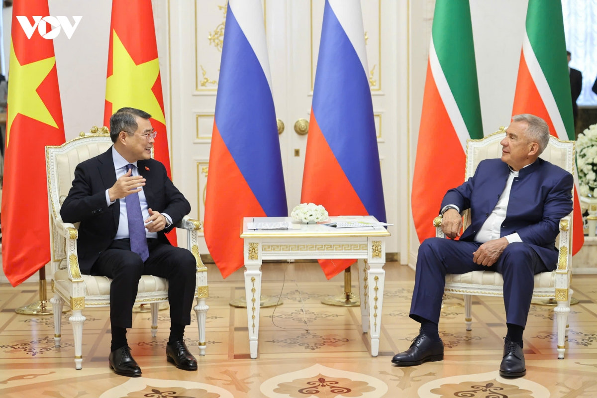 thủ tướng lê minh hưng gặp người đứng đầu cộng hoà tatarstan r.n minnikhanov hình ảnh 3 thu tuong le minh hung gap nguoi dung dau cong hoa tatarstan r.n minnikhanov hinh anh 3