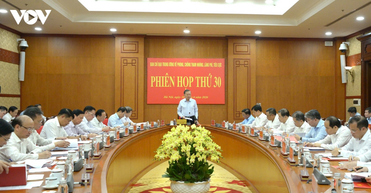 tong bi thu, chu tich nuoc chu tri phien hop ve phong chong tham nhung, lang phi hinh anh 1