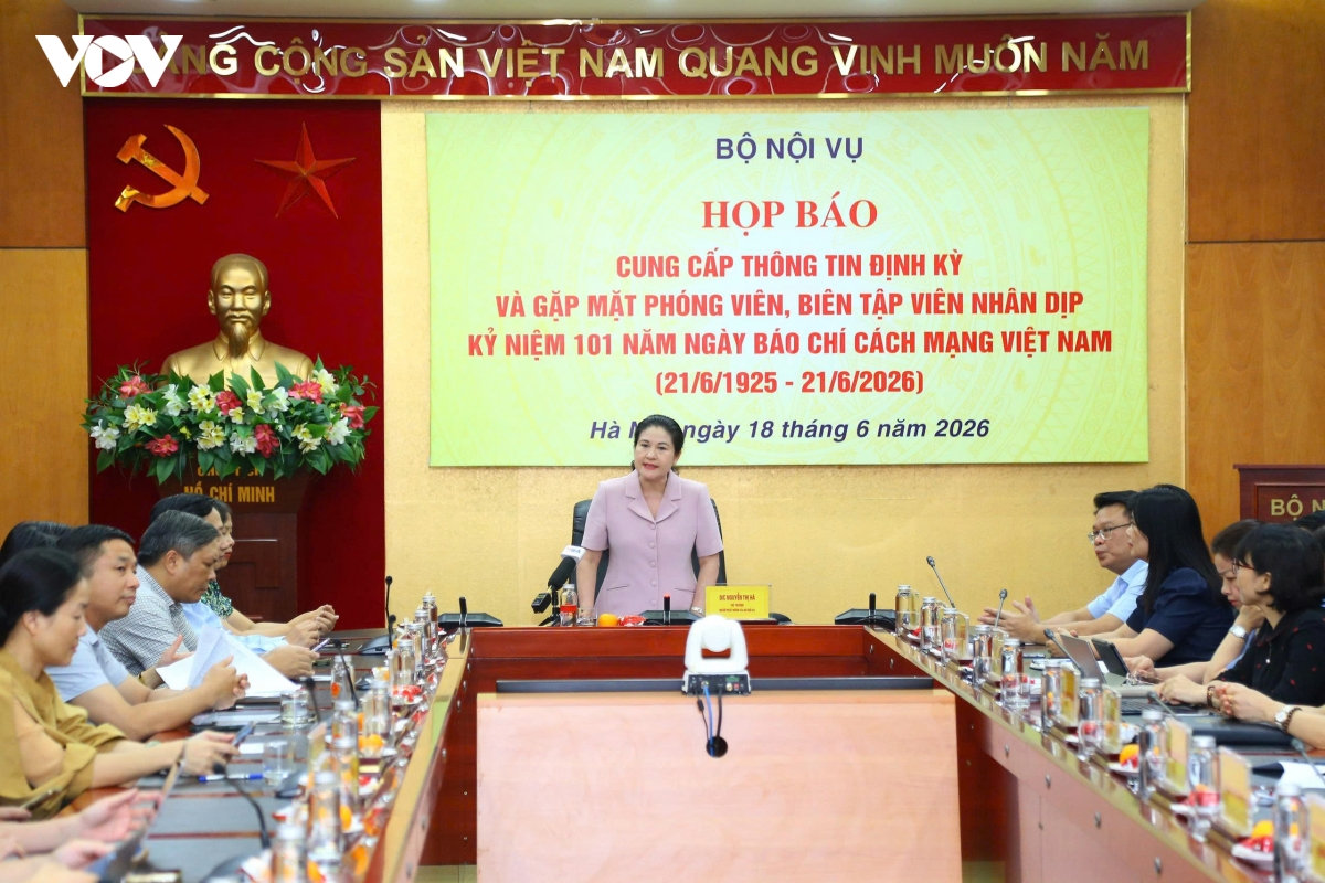 gia hoa dan so chuyen doi tu duy tu ganh nang an sinh sang co hoi phat trien hinh anh 1