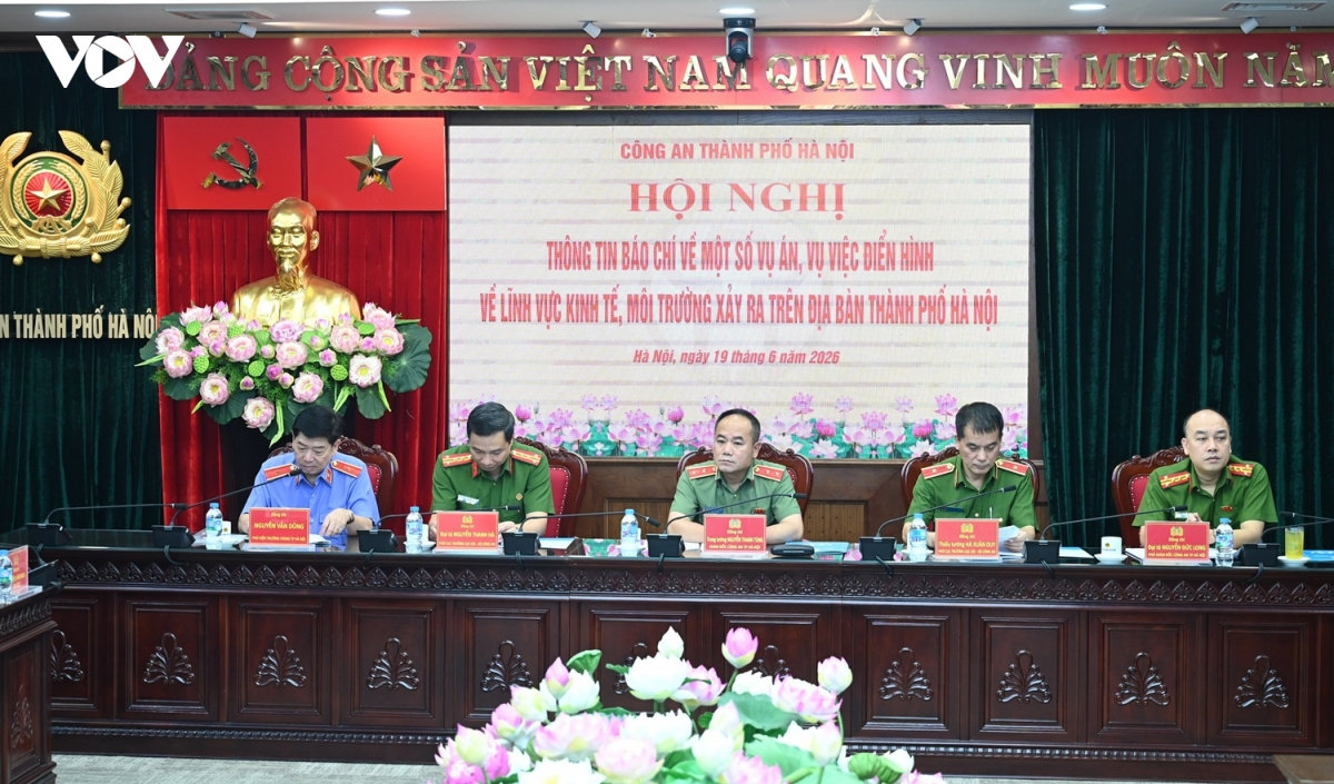 giam doc cong an tp ha noi vu an lua dao ky nghi gay buc xuc hinh anh 2