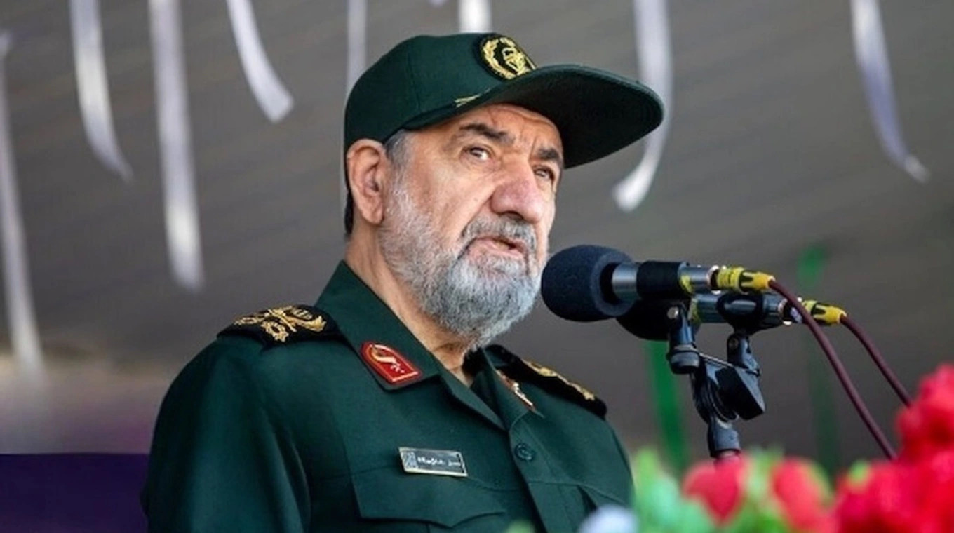 Ông Mohsen Rezaei, cố vấn quân sự của Mojtaba Khamenei và cựu Tư lệnh Lực lượng Vệ binh Cách mạng Hồi giáo Iran (IRGC). (Ảnh: PressTV)