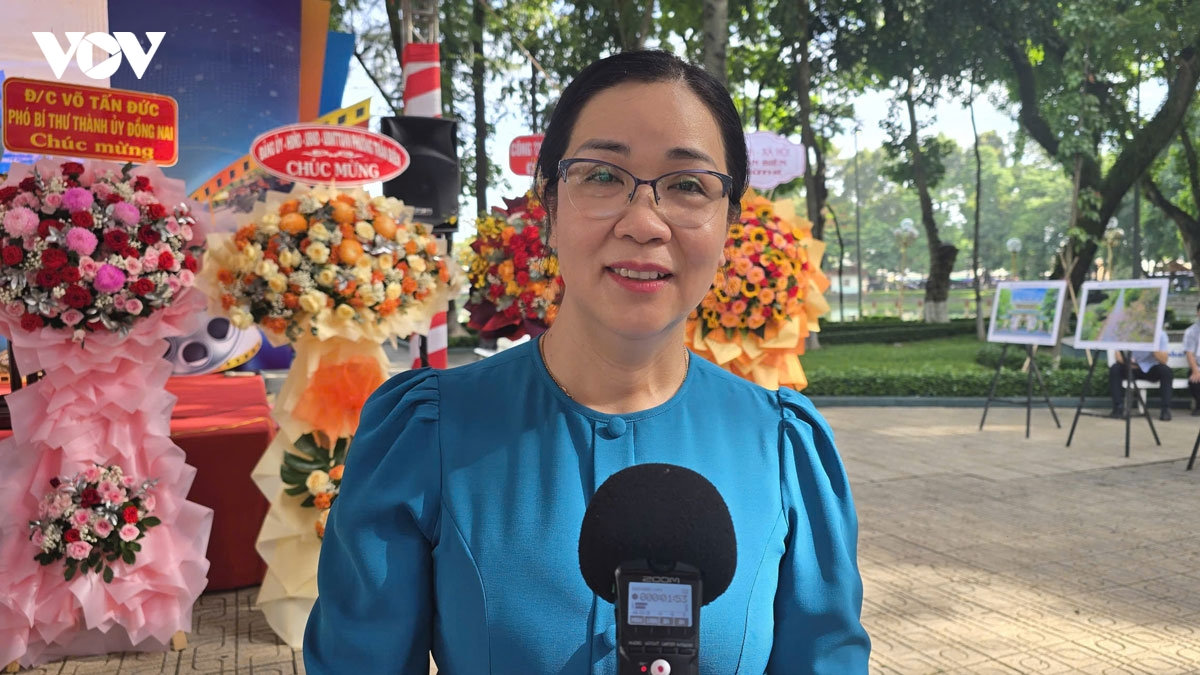 Đồng nai gắn sao chính quyền thân thiện, chuyển tư duy quản lý sang phục vụ hình ảnh 3 Dong nai gan sao chinh quyen than thien, chuyen tu duy quan ly sang phuc vu hinh anh 3