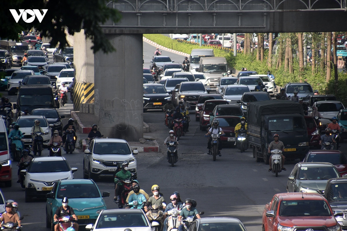 ha noi hoan tra mat duong sau du an chong ngap nhieu go ghe, nham nho mat an toan hinh anh 3