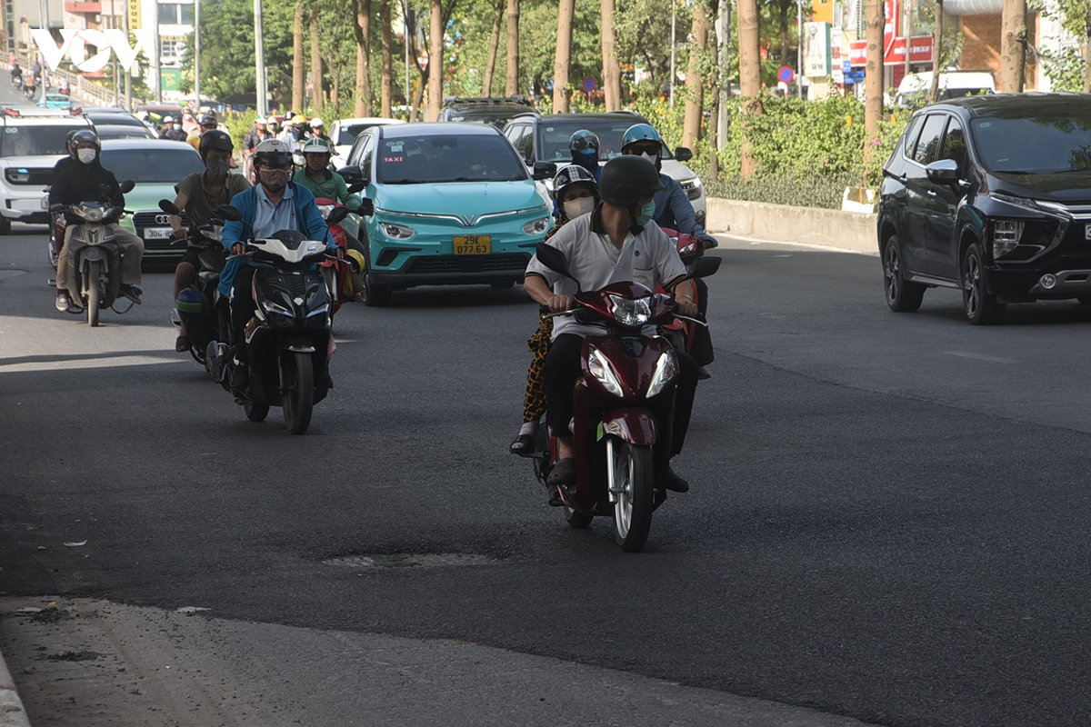ha noi hoan tra mat duong sau du an chong ngap nhieu go ghe, nham nho mat an toan hinh anh 7