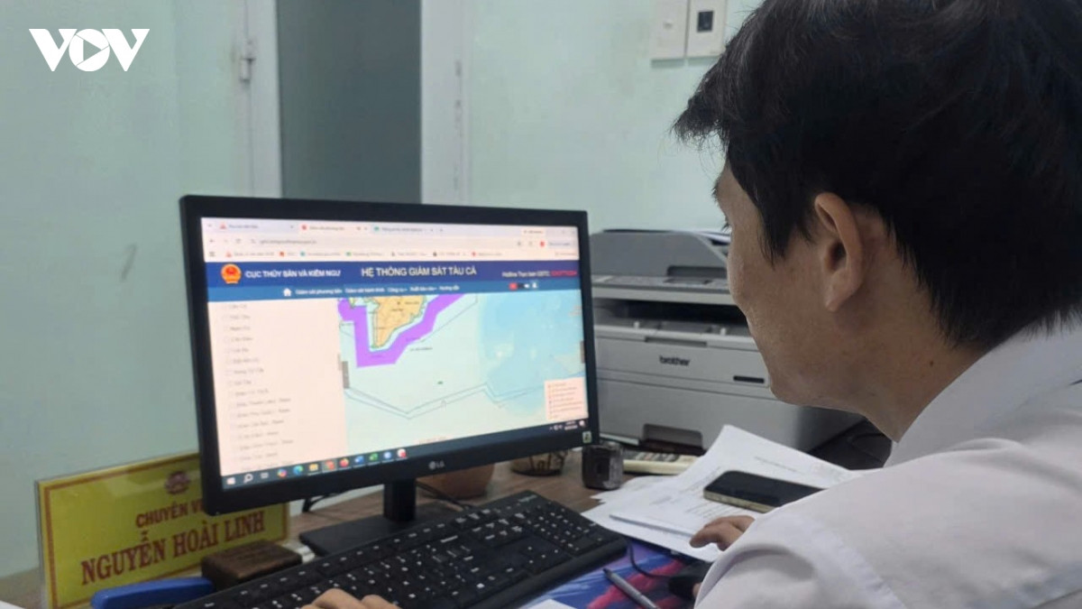 giữ an toàn ngư dân mùa mưa bão bằng công nghệ kết nối hình ảnh 2 giu an toan ngu dan mua mua bao bang cong nghe ket noi hinh anh 2