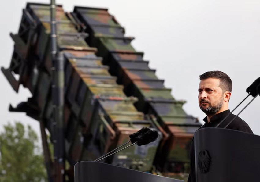 Ông zelensky mỹ chuẩn bị cấp phép sản xuất tên lửa phòng không tại ukraine hình ảnh 1 Ong zelensky my chuan bi cap phep san xuat ten lua phong khong tai ukraine hinh anh 1