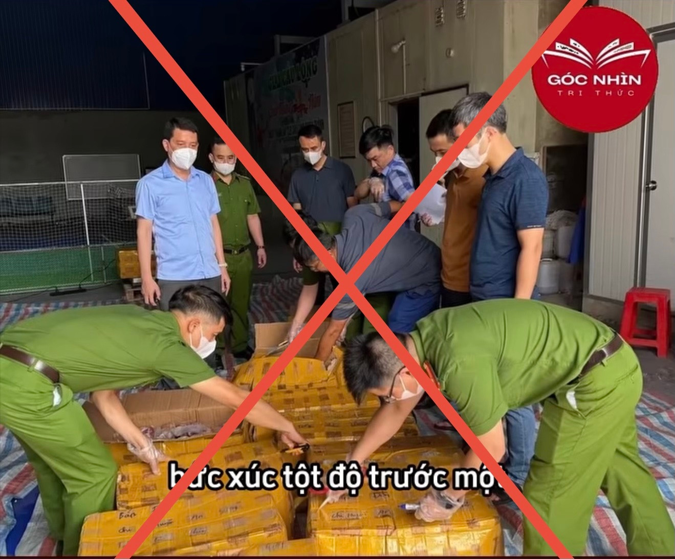 Hình ảnh sai sự thật về tôm khô làm bằng cao su non đăng trên Fanpage Facebook có tên “Góc nhìn tri thức”.