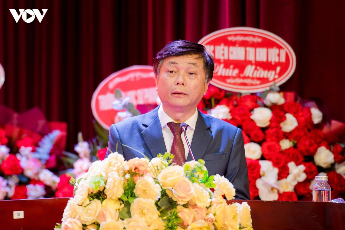 cong bo quyet dinh bo nhiem lai giam doc hoc vien bao chi va tuyen truyen hinh anh 2