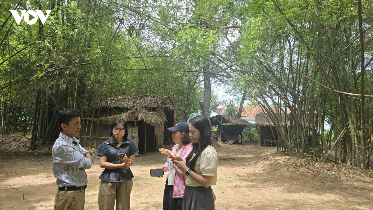 tran tro o ngan hang tre lon nhat viet nam tai tp.hcm hinh anh 7