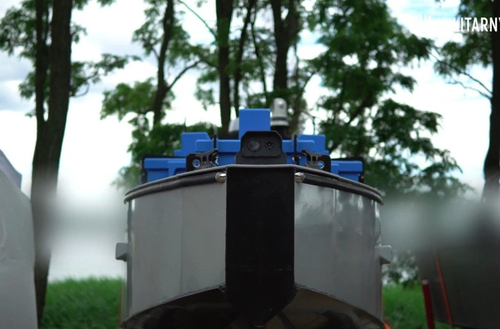 ukraine ra mat tau khong nguoi lai tren bien co the mang dau dan nang toi 300kg hinh anh 1