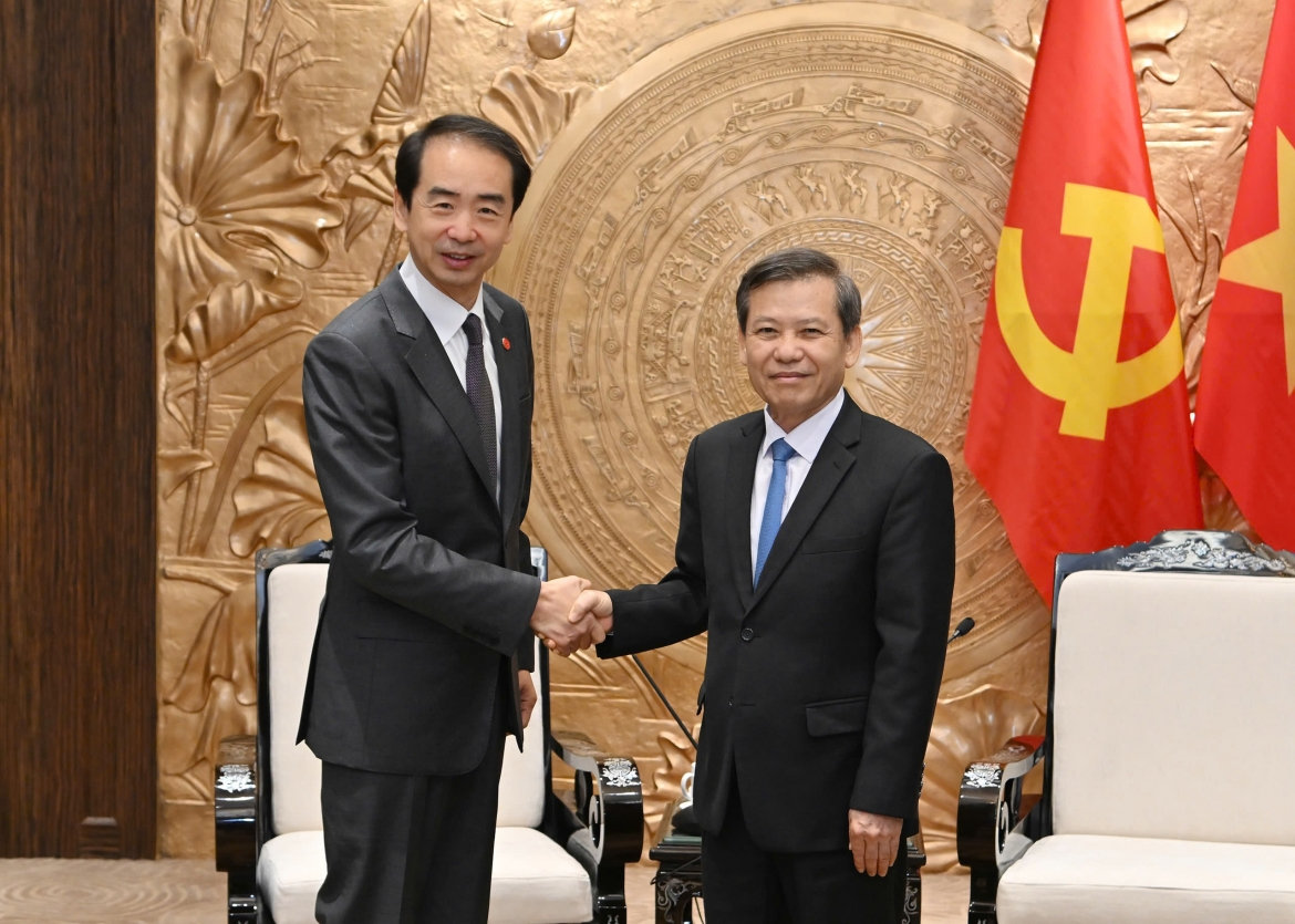 truong ban noi chinh trung uong le minh tri tiep Dai su trung quoc ha vi hinh anh 1