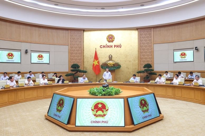 chinh phu yeu cau hoan thien 15 du an luat, nghi quyet hinh anh 1
