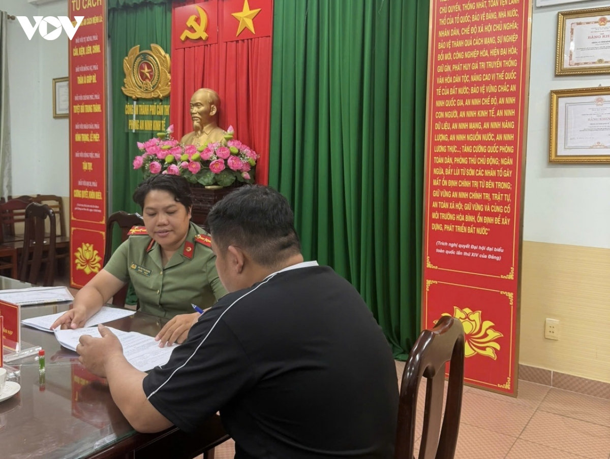 cho thue, muon hoac mua ban tai khoan ngan hang la vi pham phap luat hinh anh 1