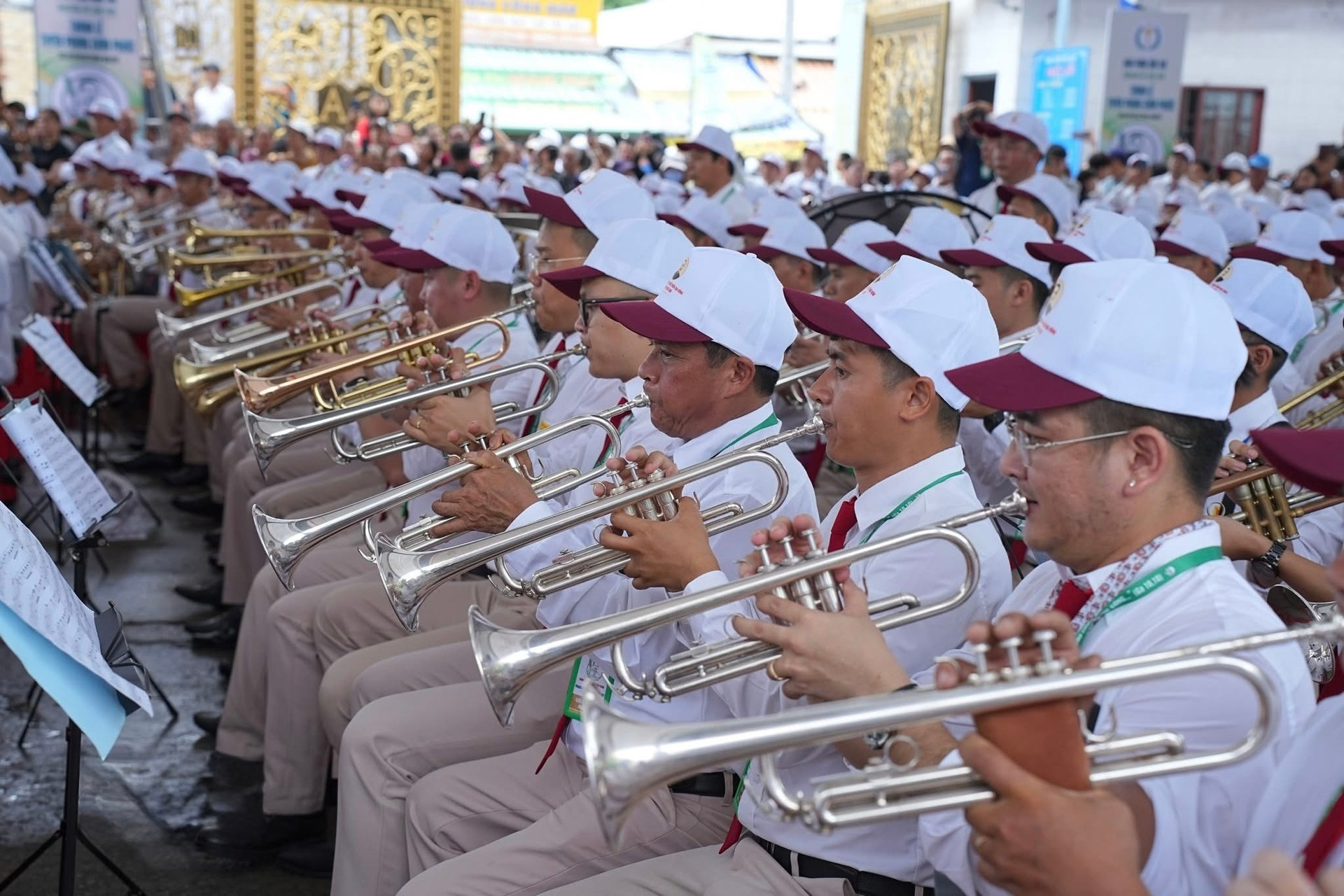 Dàn kèn 700 người phục vụ đại lễ tuyên Chân phước linh mục Trương Bửu Diệp - 5
