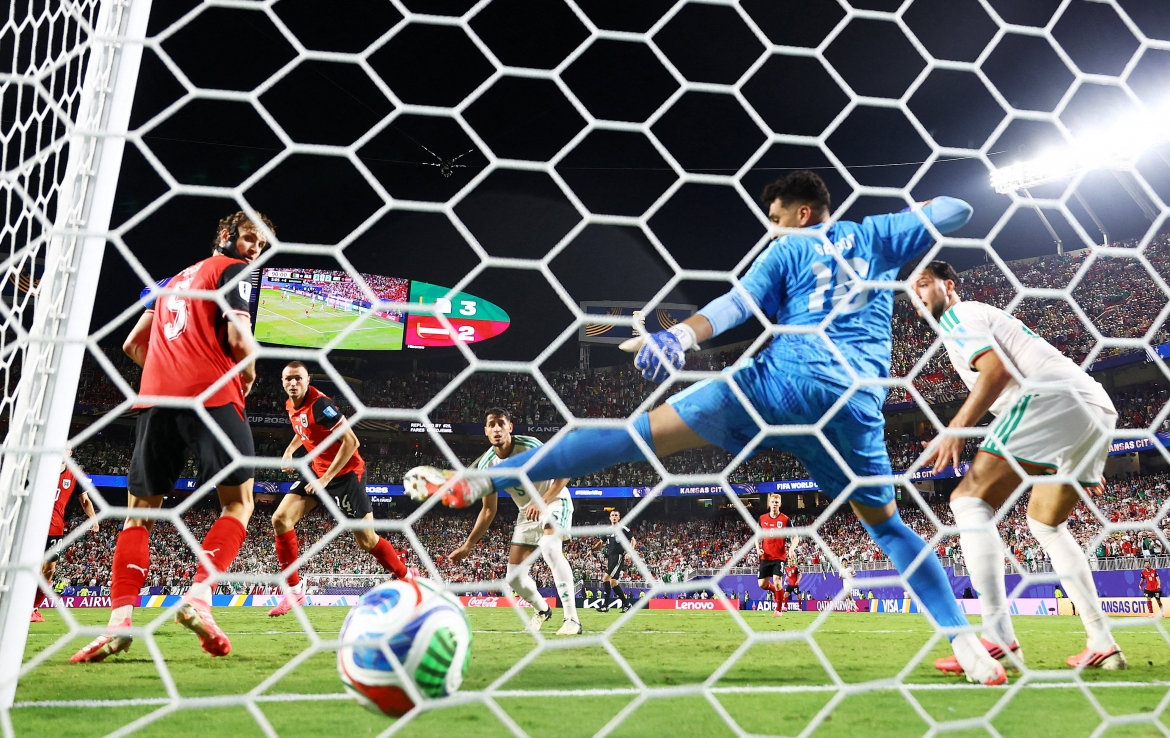 nhan dinh tay ban nha - Ao thoi co pha loi nguyen nha vo dich world cup hinh anh 2