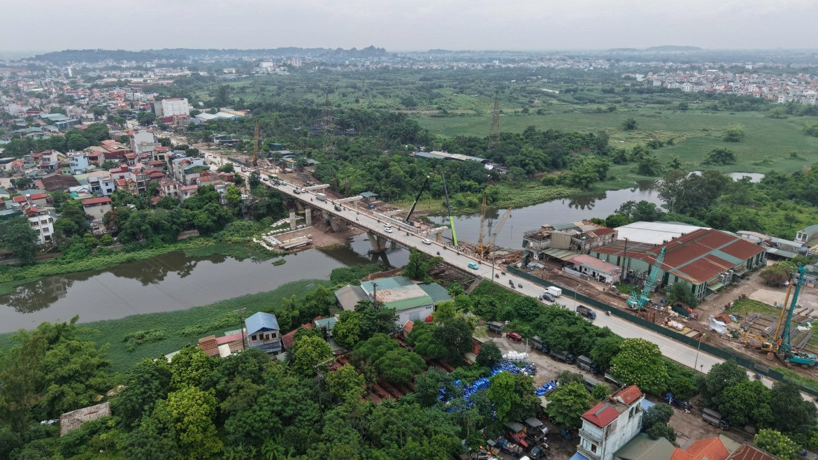 tien do cau mai linh tren quoc lo 6 tang toc xoa diem nghen cua ngo tay ha noi hinh anh 4