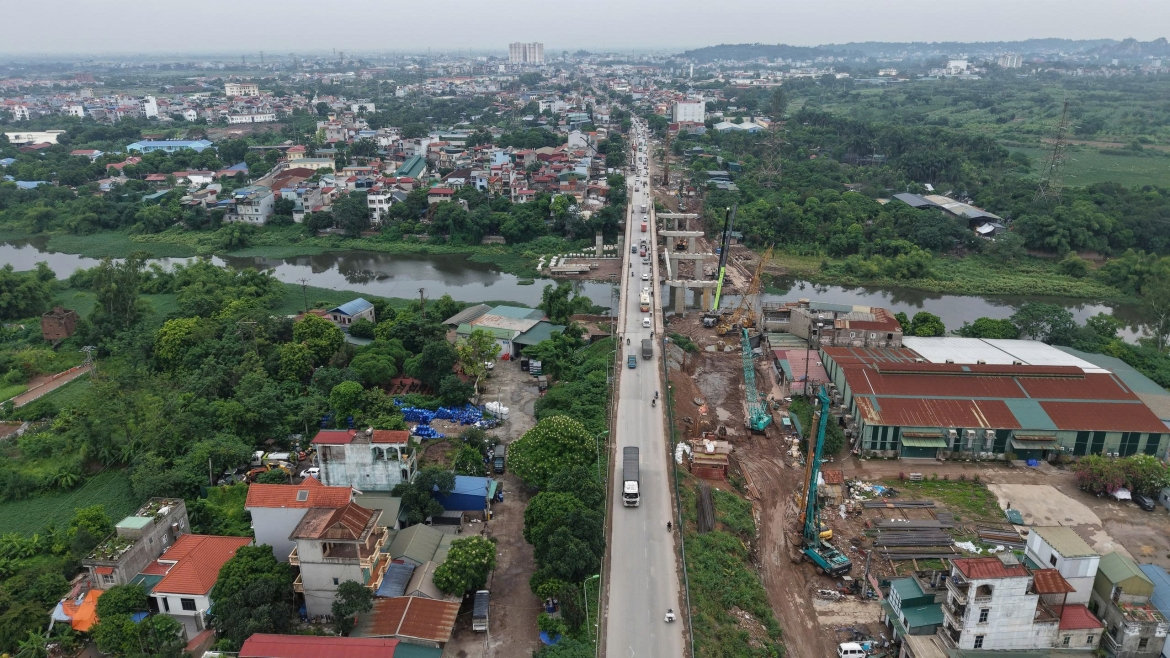 tien do cau mai linh tren quoc lo 6 tang toc xoa diem nghen cua ngo tay ha noi hinh anh 17