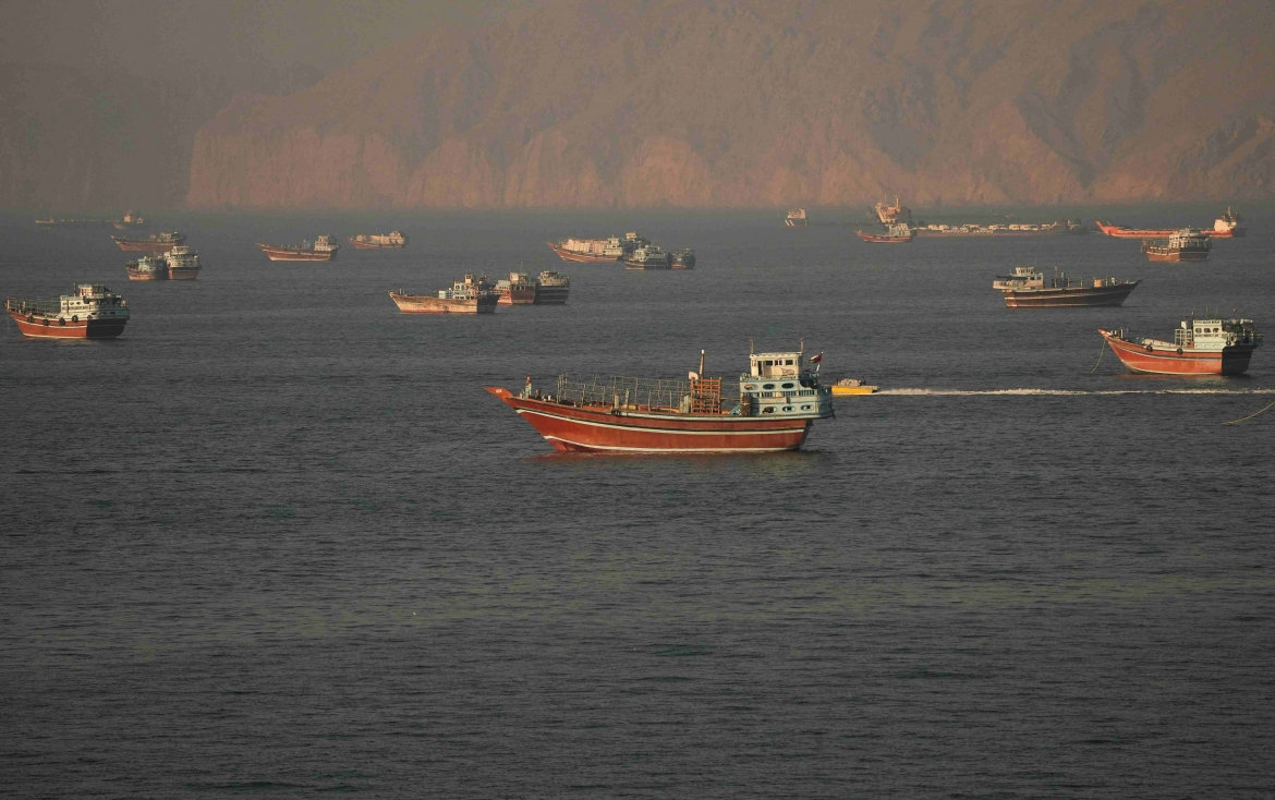 Điều gì sẽ xảy ra nếu oman cũng muốn thu phí eo biển hormuz hình ảnh 3 Dieu gi se xay ra neu oman cung muon thu phi eo bien hormuz hinh anh 3