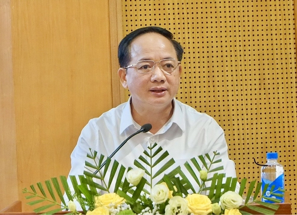 tuyen giao va dan van chuyen tu quan ly thong tin sang quan tri niem tin hinh anh 1