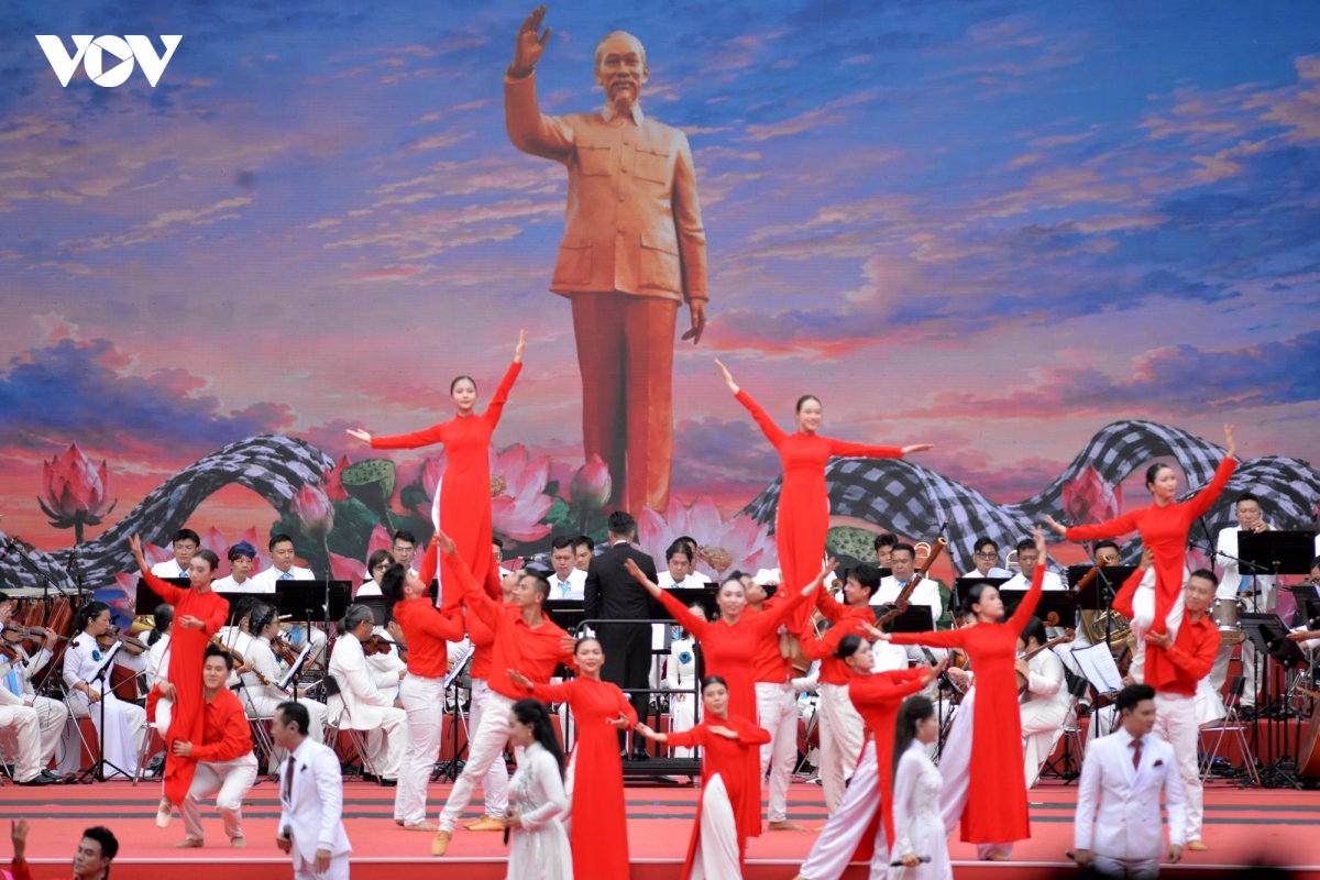 tong bi thu, chu tich nuoc to lam du le ky niem 50 nam thanh pho mang ten bac hinh anh 8