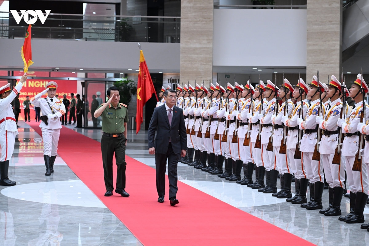 thủ tướng lực lượng công an nâng cao năng lực dự báo chiến lược hình ảnh 4 thu tuong luc luong cong an nang cao nang luc du bao chien luoc hinh anh 4