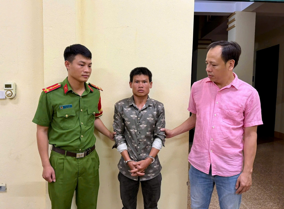 giải cứu cháu bé bị bắt cóc khi đang bán dưa ven đường hình ảnh 2 giai cuu chau be bi bat coc khi dang ban dua ven duong hinh anh 2