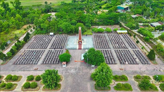 Đồng loạt rà soát tài liệu lưu trữ phục vụ tìm kiếm, quy tập hài cốt liệt sĩ hình ảnh 1 Dong loat ra soat tai lieu luu tru phuc vu tim kiem, quy tap hai cot liet si hinh anh 1