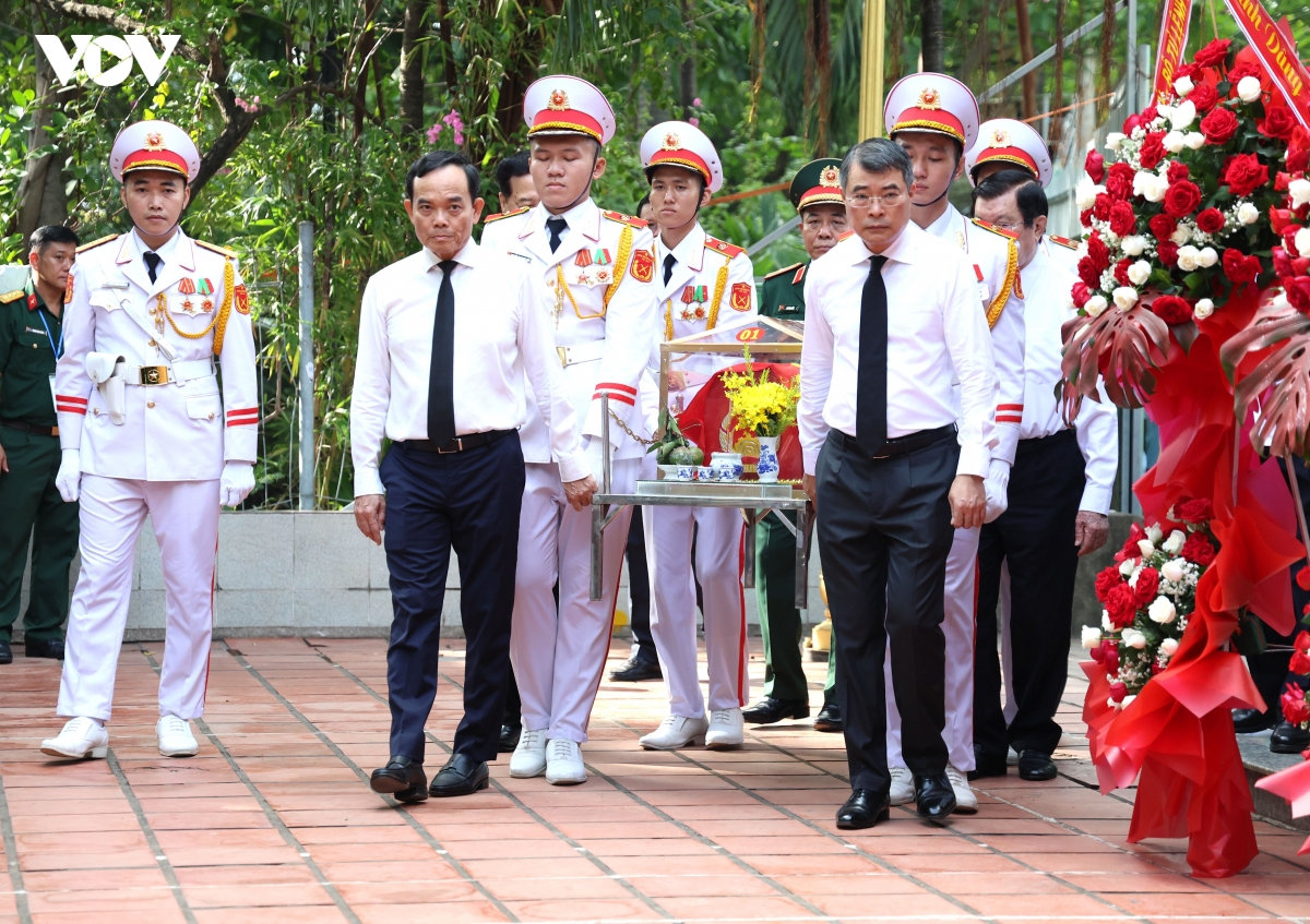 lực lượng chức năng đã tìm thấy 7 hài cốt liệt sĩ tại công viên lê thị riêng hình ảnh 4 luc luong chuc nang da tim thay 7 hai cot liet si tai cong vien le thi rieng hinh anh 4