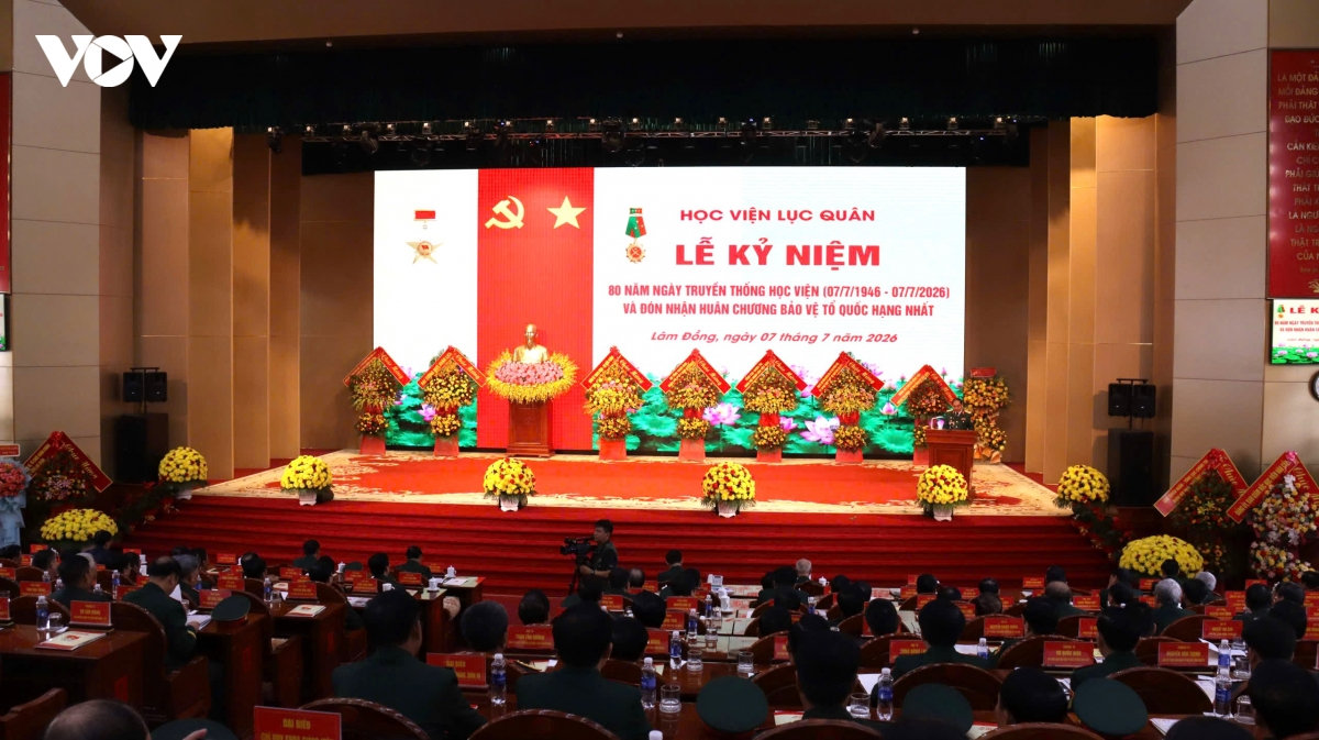 học viện lục quân đón nhận huân chương bảo vệ tổ quốc hạng nhất hình ảnh 1 hoc vien luc quan don nhan huan chuong bao ve to quoc hang nhat hinh anh 1