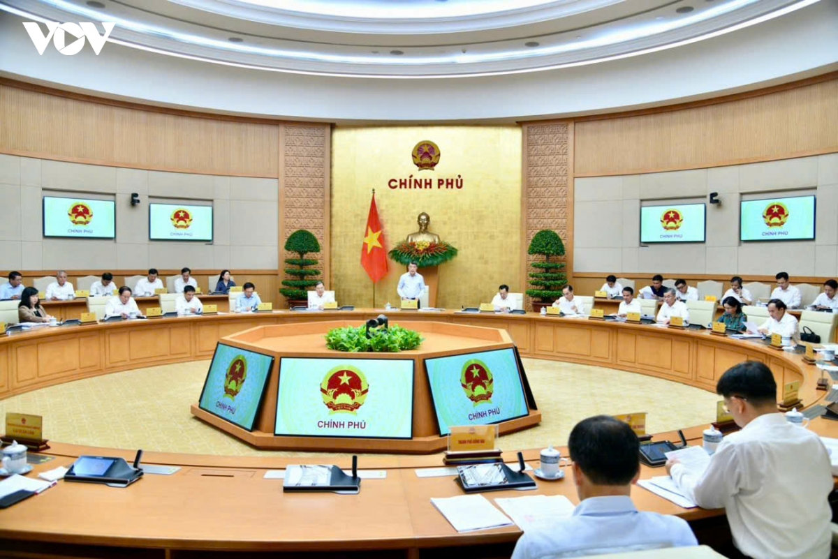 thủ tướng chủ trì phiên họp chính phủ chuyên đề về xây dựng pháp luật tháng 7 2026 hình ảnh 6 thu tuong chu tri phien hop chinh phu chuyen de ve xay dung phap luat thang 7 2026 hinh anh 6