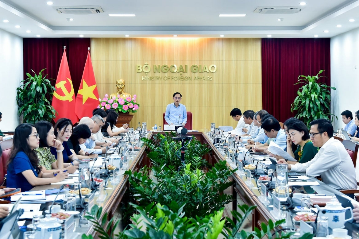 bộ ngoại giao rà soát, đôn đốc thực hiện các cam kết, thỏa thuận quốc tế hình ảnh 1 bo ngoai giao ra soat, don doc thuc hien cac cam ket, thoa thuan quoc te hinh anh 1