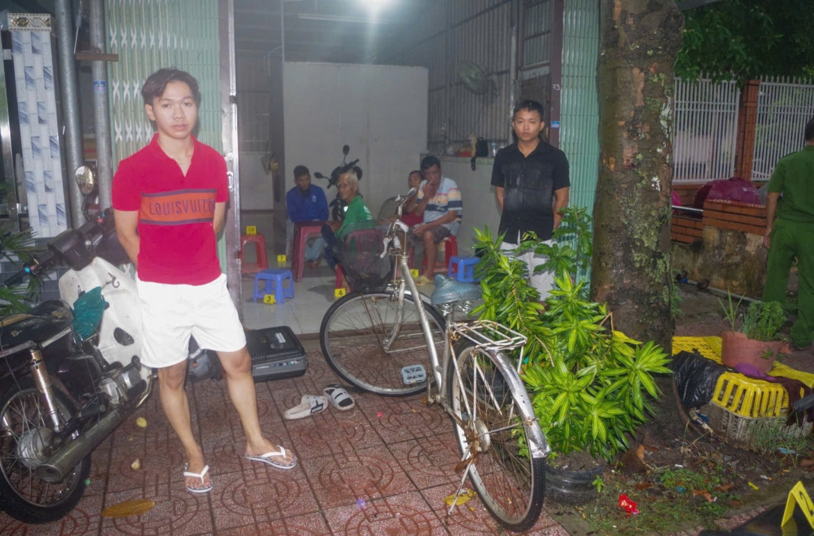 khoi to 4 bi can trong vu danh nguoi sau cuoc nhau khien mot nguoi tu vong hinh anh 2