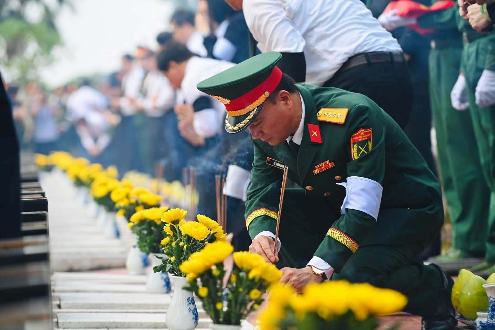 Phó Thủ tướng Nguyễn Văn Thắng dự lễ an táng 63 hài cốt liệt sĩ tại Đồng Nai - 10