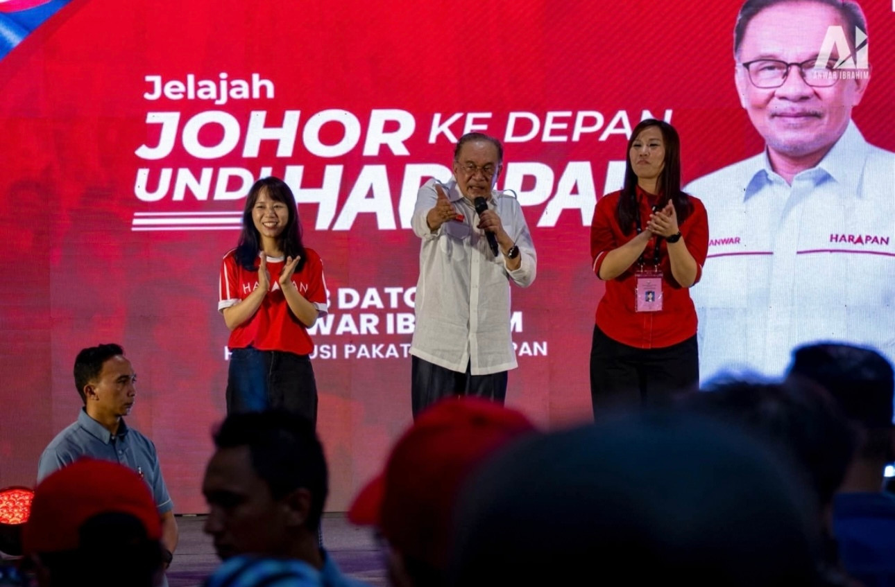 Thủ tướng Malaysia Anwar Ibrahim tại một sự kiện vận động tranh cử ở bang Johor. (Ảnh: Facebook Anwar Ibrahim)