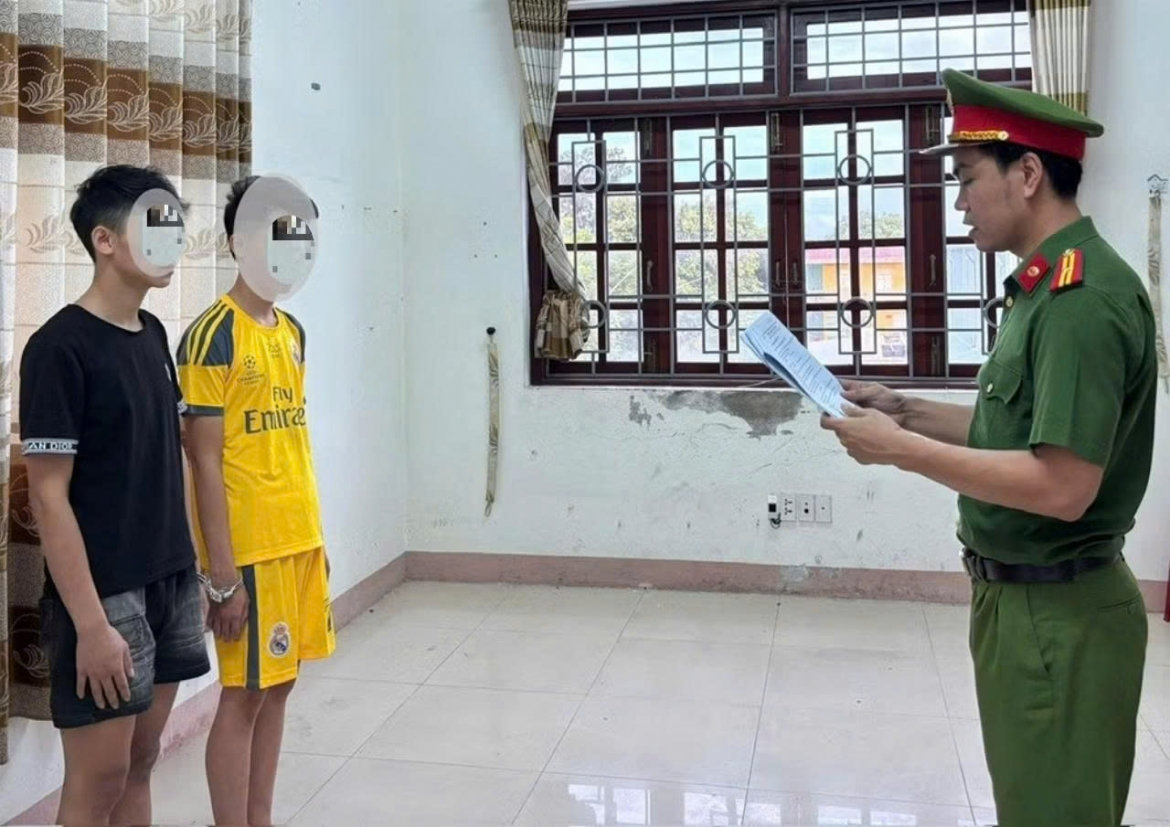 bat nhom doi tuong hon chien trong dem khien 3 nguoi nhap vien o Da nang hinh anh 1