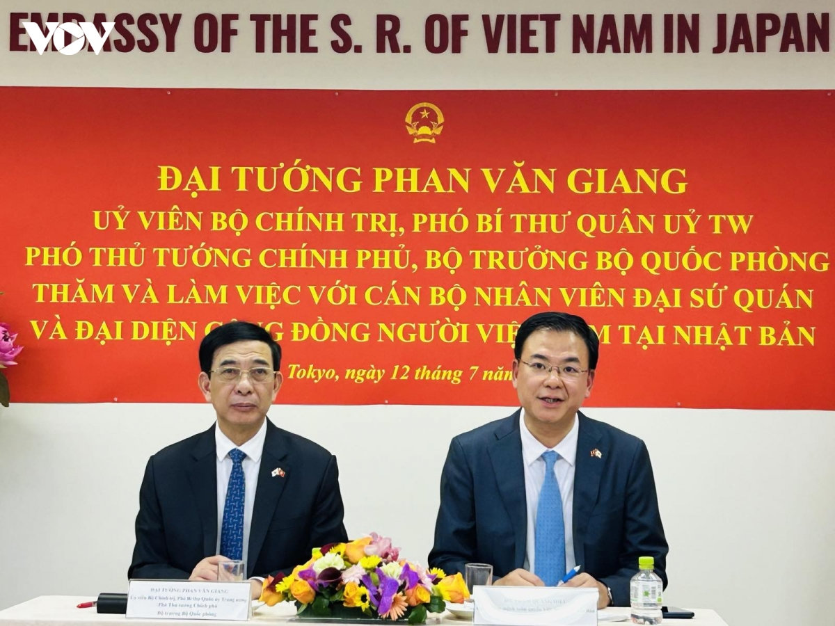 pho thu tuong, bo truong bo quoc phong phan van giang bat dau tham nhat ban hinh anh 3