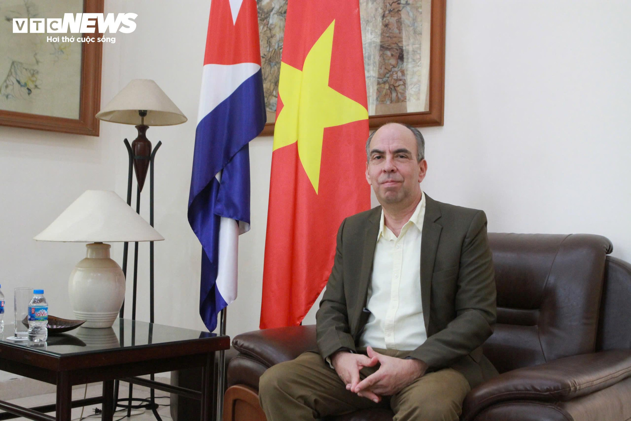 Đại sứ Cuba đánh giá Đại lễ Vesak 2025 tại Việt Nam lan tỏa thông điệp về hòa bình, đoàn kết, khoan dung và hữu nghị, đồng thời phản ánh môi trường sinh hoạt tôn giáo cởi mở với sự tham gia của đông đảo người dân và bạn bè quốc tế. (Ảnh: Diễm Châu)