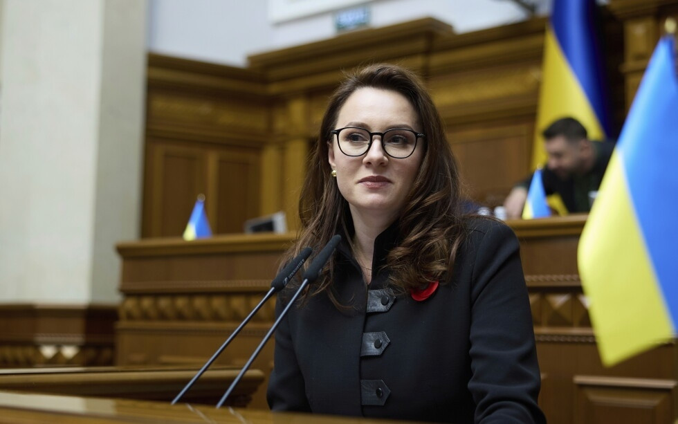 bí ẩn nữ thủ tướng ukraine từ chức gây chấn động, ông zelensky cải tổ chính phủ hình ảnh 1 bi an nu thu tuong ukraine tu chuc gay chan dong, ong zelensky cai to chinh phu hinh anh 1