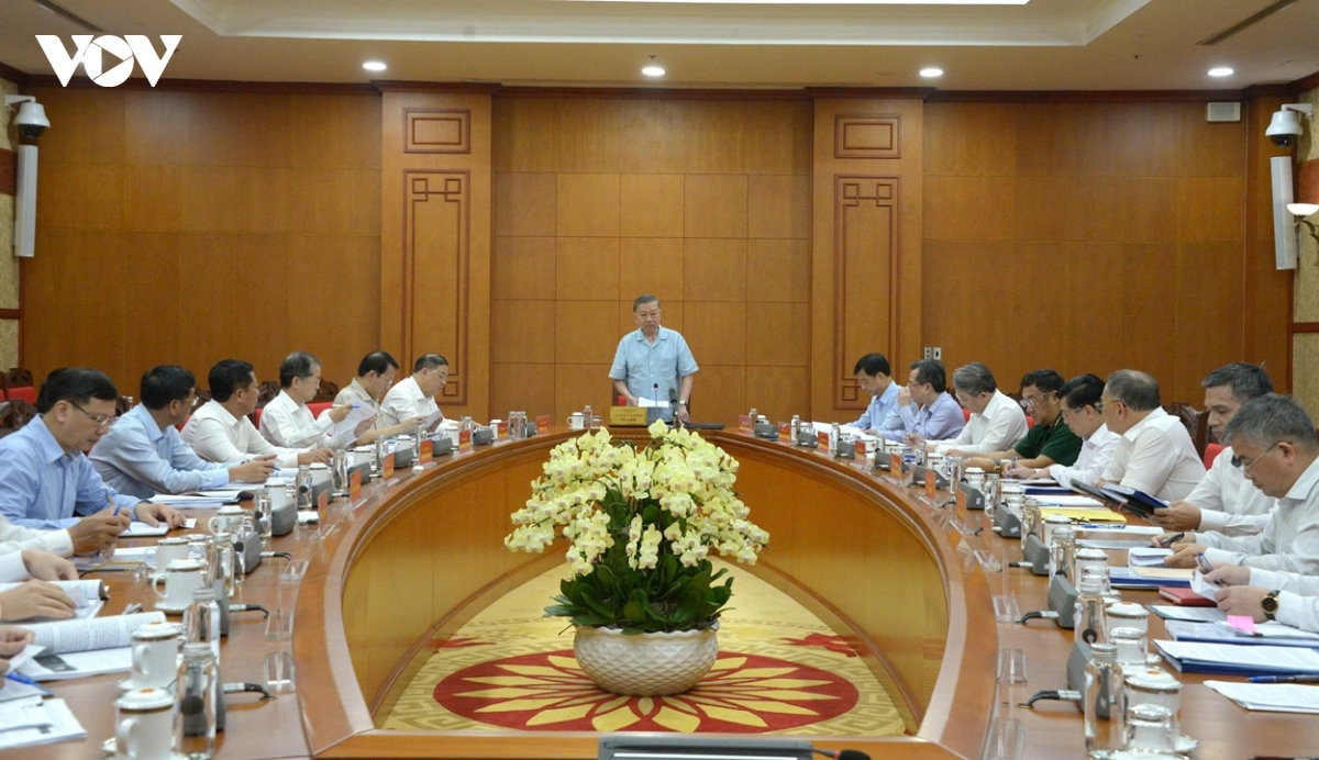 tổng bí thư, chủ tịch nước chủ trì buổi làm việc về công nghiệp đóng tàu hình ảnh 5 tong bi thu, chu tich nuoc chu tri buoi lam viec ve cong nghiep dong tau hinh anh 5