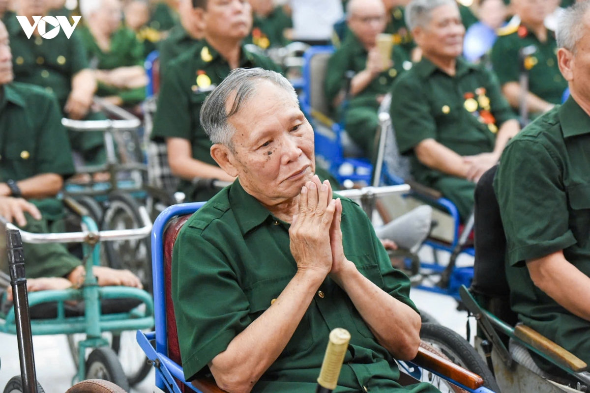 tổng bí thư, chủ tịch nước Đất nước phát triển, người có công và gia đình phải được chăm lo tốt hơn hình ảnh 9 tong bi thu, chu tich nuoc Dat nuoc phat trien, nguoi co cong va gia dinh phai duoc cham lo tot hon hinh anh 9
