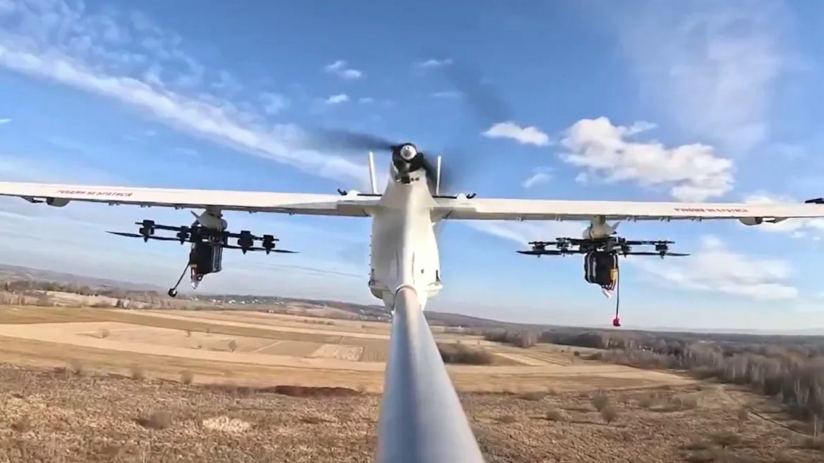 ukraine triển khai chiến thuật tàu mẹ uav nhằm khiến đối phương khó trở tay hình ảnh 1 ukraine trien khai chien thuat tau me uav nham khien doi phuong kho tro tay hinh anh 1