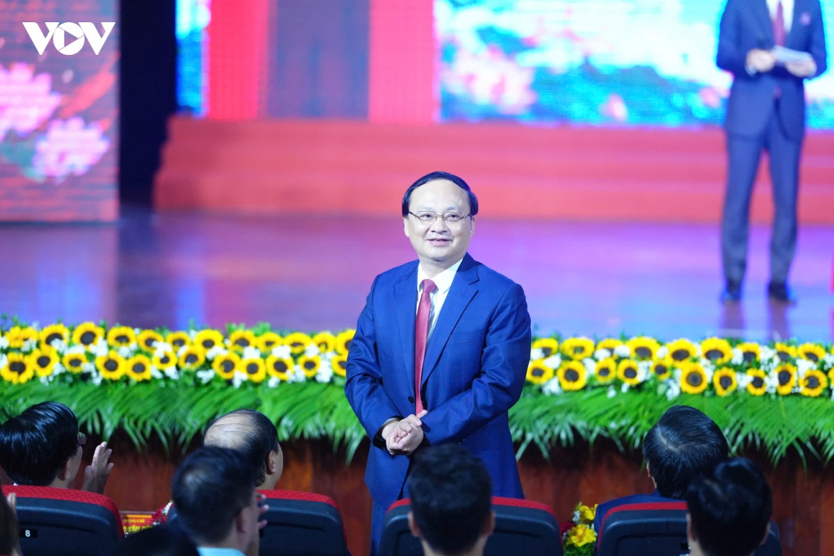 trao 34 giải thưởng cuộc thi chính luận về bảo vệ nền tảng tư tưởng của Đảng hình ảnh 5 trao 34 giai thuong cuoc thi chinh luan ve bao ve nen tang tu tuong cua Dang hinh anh 5