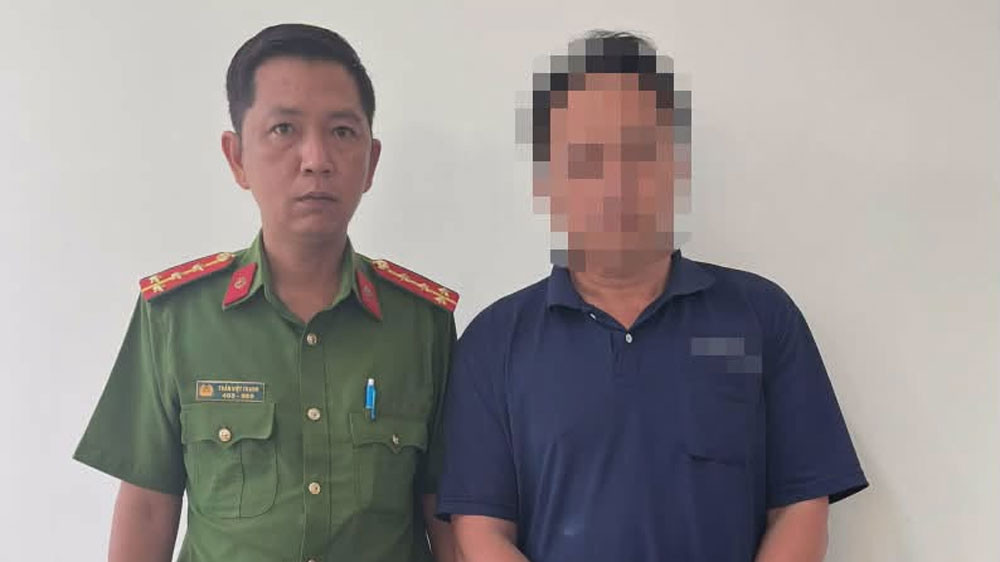 nhân viên kho trộm hơn 3.700 linh kiện công ty mang bán phế liệu hình ảnh 1 nhan vien kho trom hon 3.700 linh kien cong ty mang ban phe lieu hinh anh 1